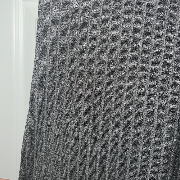 2 ribbed dresses from forever 21! - Picture 2 of 4